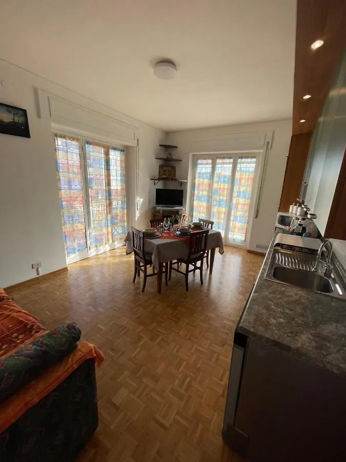Il Sole Di Sanremo Apartment 0*,